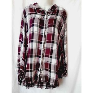 Roamans purple plaid ruffle front sz 30W button front soft flannel